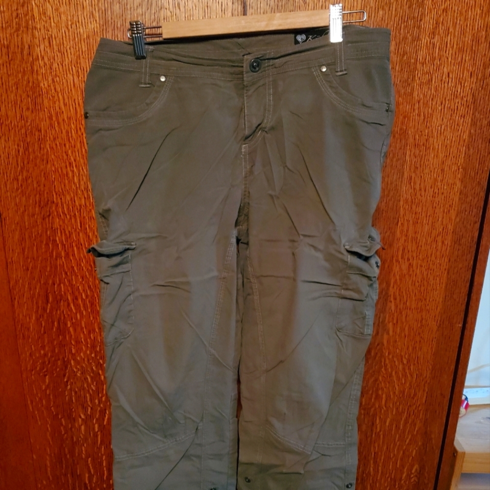 Kuhl Women's 14 Tan Travel Pant
